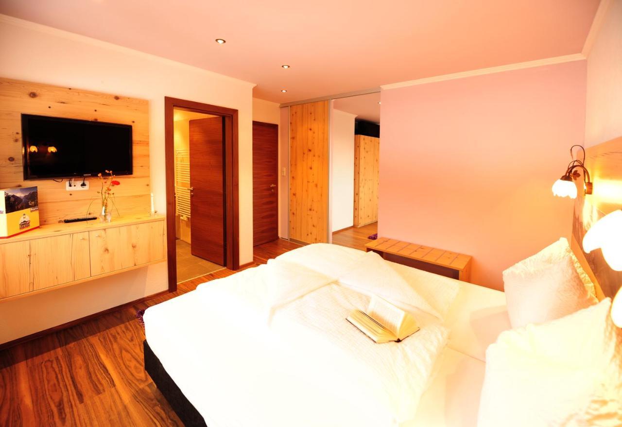 Hotel Gasthof Zum Schwanen Reutte Cameră foto